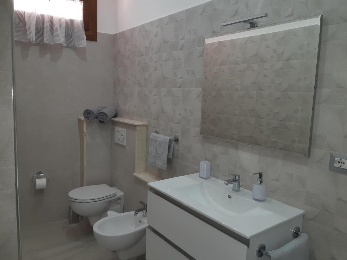 B&B La Genuina Guspini Esterno foto