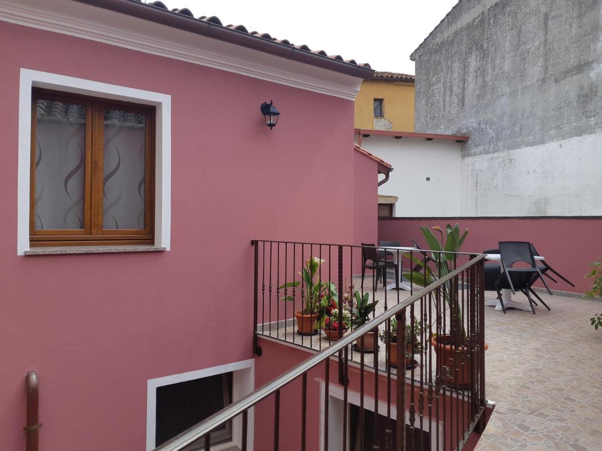 B&B La Genuina Guspini Esterno foto